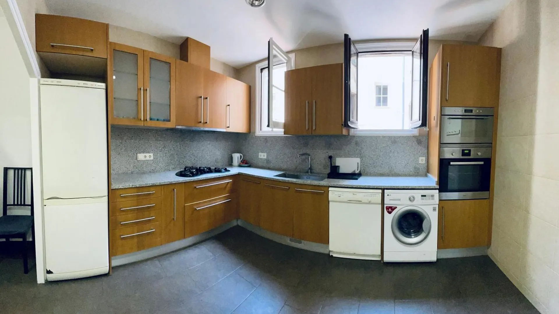 Banys Nous 5 Bed & Breakfast Barcelona