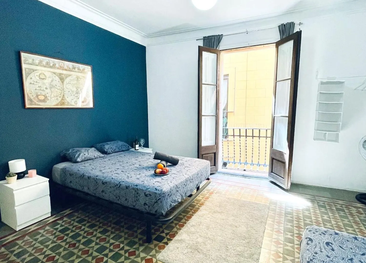 Bed and Breakfast Banys Nous 5 Барселона Испания