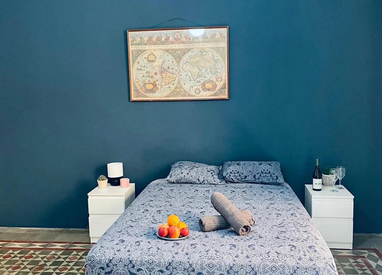 Banys Nous 5 Bed and Breakfast Barcelona